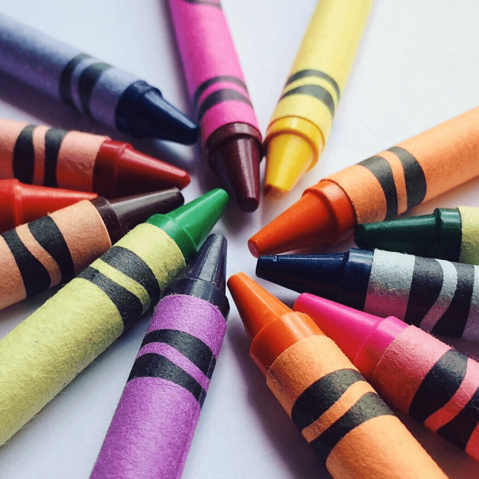 Free Coloring Pages (Pic of Crayons)